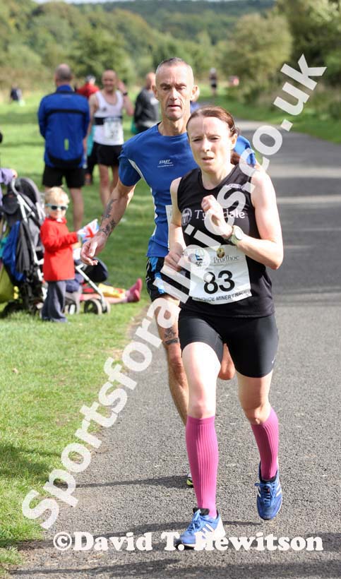 Joanne  Lee (Tynedale Harriers) finishing 3rd woman in the Prudhoe Miners Race.